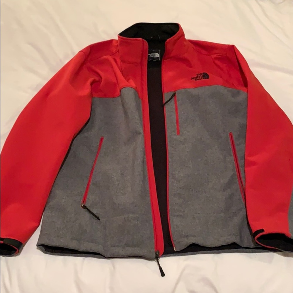 North Face soft shell (TNF Apex)